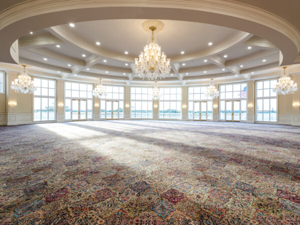 1438033469-CrystalBallroom-Wide-Day