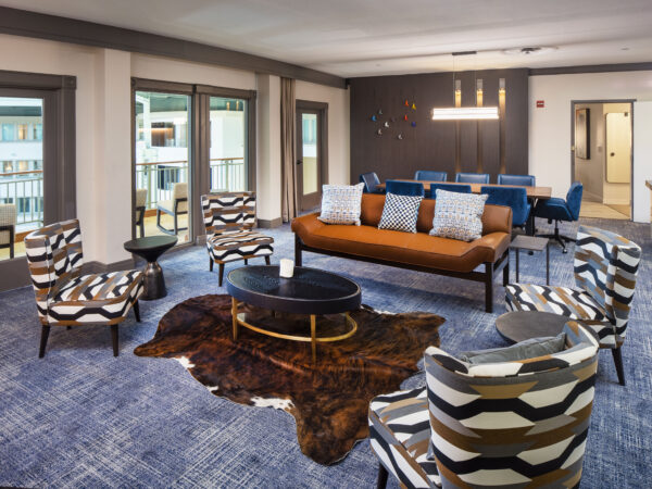 HiltonAustin_022
